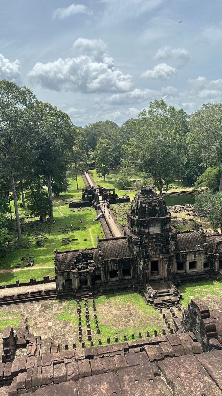 A view at Angkor Wat in Siem Reap, Cambodia - a must on your 3 day itinerary